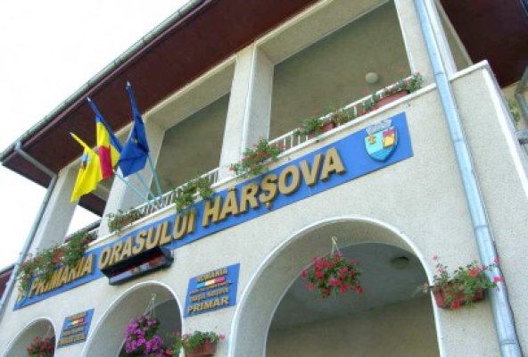 Big Brother la Hârşova: firma şefului Camerei de Comerţ Dolj instalează aproape 130 de camere video în oraş